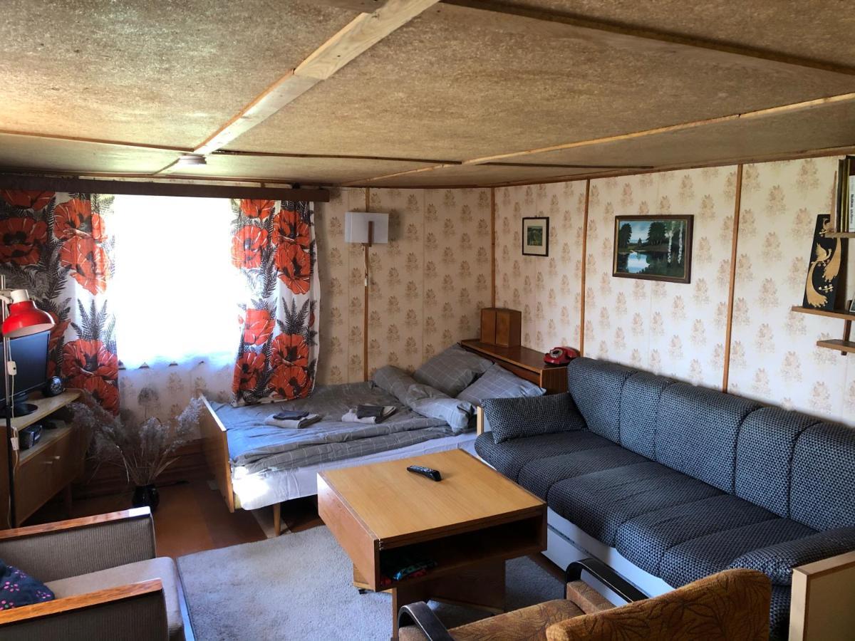 Vedru Puhketalu Campingplatz Vaike-Rakke